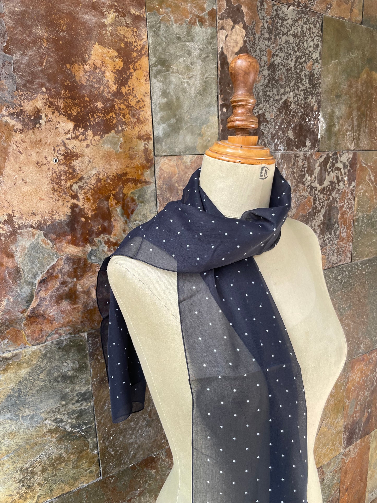 Foulard vintage italiano años 70 color negro y blanco DOMINGUEZ