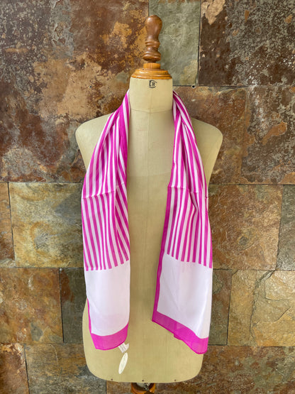 Foulard vintage italiano años 70 color rosa y blanco SAINT MICHELE