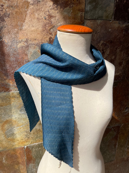 Foulard vintage italiano años 70 color verde petróleo y dorado