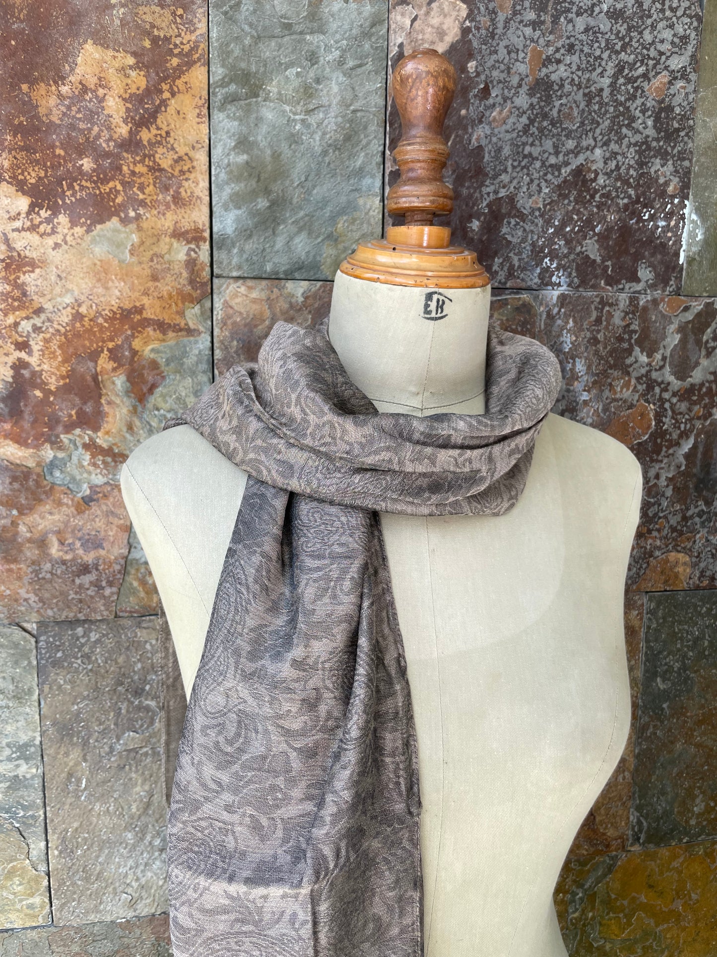 Foulard vintage italiano años 70 en tonos marrones DOMINGUEZ