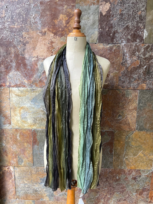 Foulard vintage italiano años 70 en tonos verdes y marrones