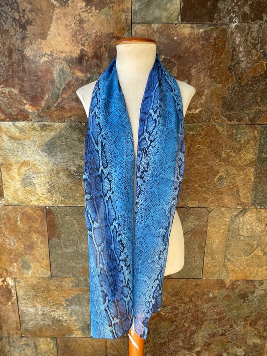 Foulard vintage italiano, tonos azules y animal print DOMINGUEZ