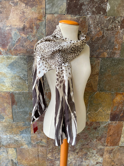 Foulard vintage italiano, tonos marrones y beige de animal print DOMINGUEZ