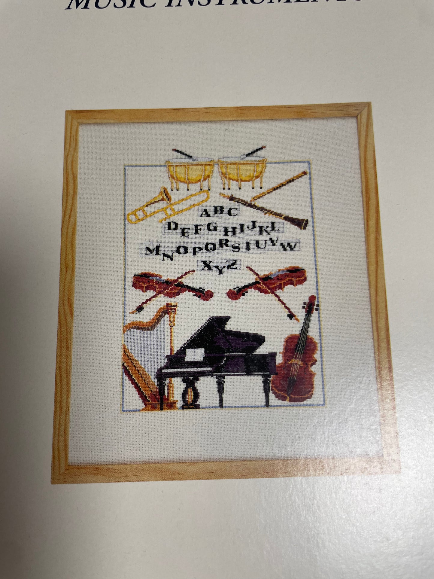 Kit de punto de cruz DMC - 32x26cm - "Instrumentos de música" - hilos incluidos