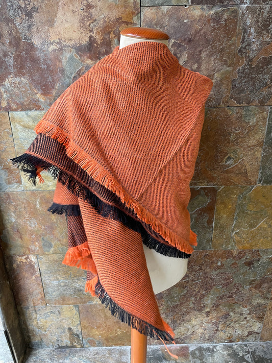 Manta vintage con fleco en colores naranja y negro 115 x 120 cm DOMINGUEZ