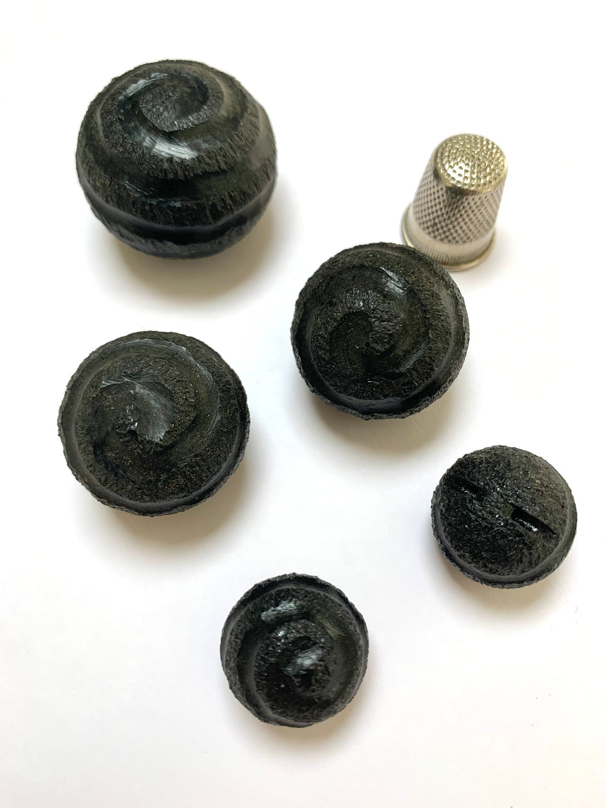 Pack 5 botones vintage color negro – La Crisálida