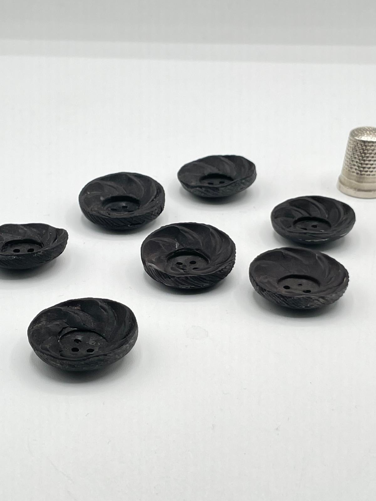 Pack 7 botones vintage años 40 color negro – La Crisálida