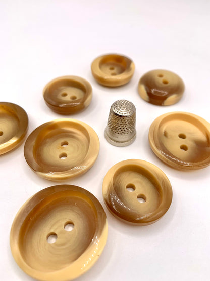 Pack 8 botones de pasta color beige y camel