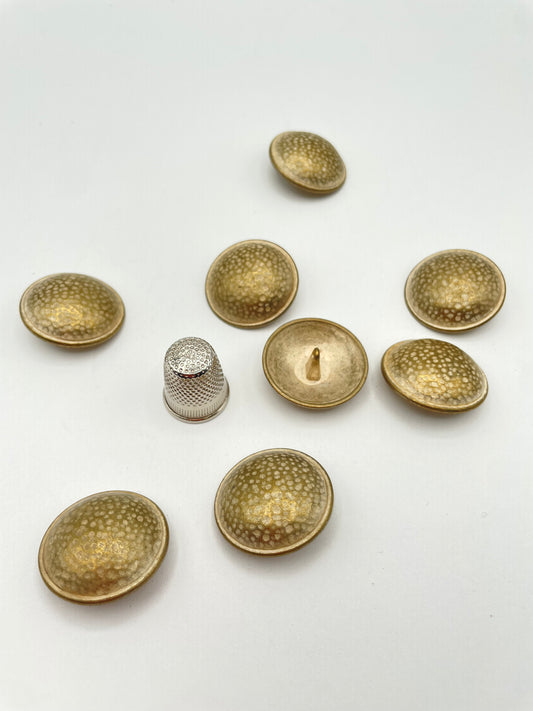 Pack 8 botones vintage de metal en color dorado
