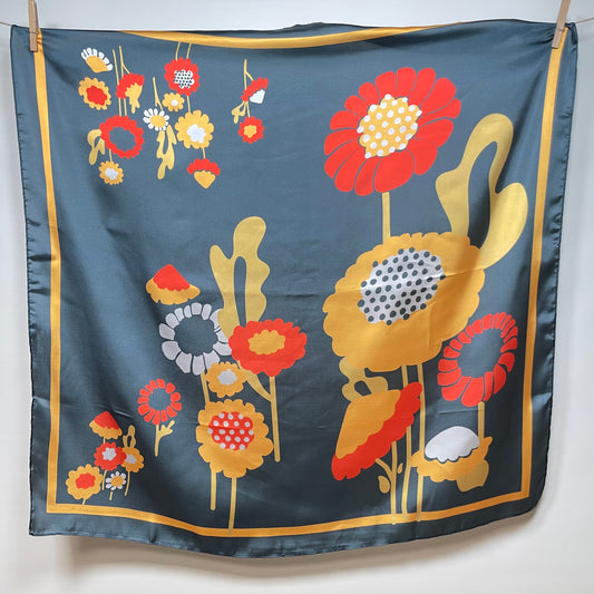 Pañuelo con motivo vintage colores añil, dorado, rojo y blanco