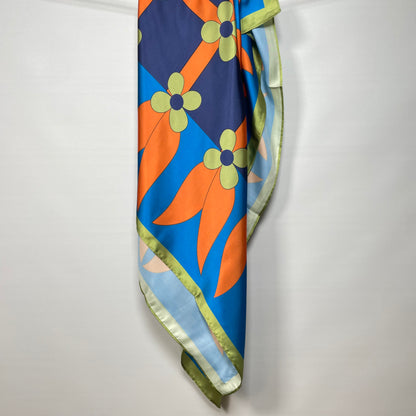 Pañuelo con motivo vintage colores azul, verde y naranja