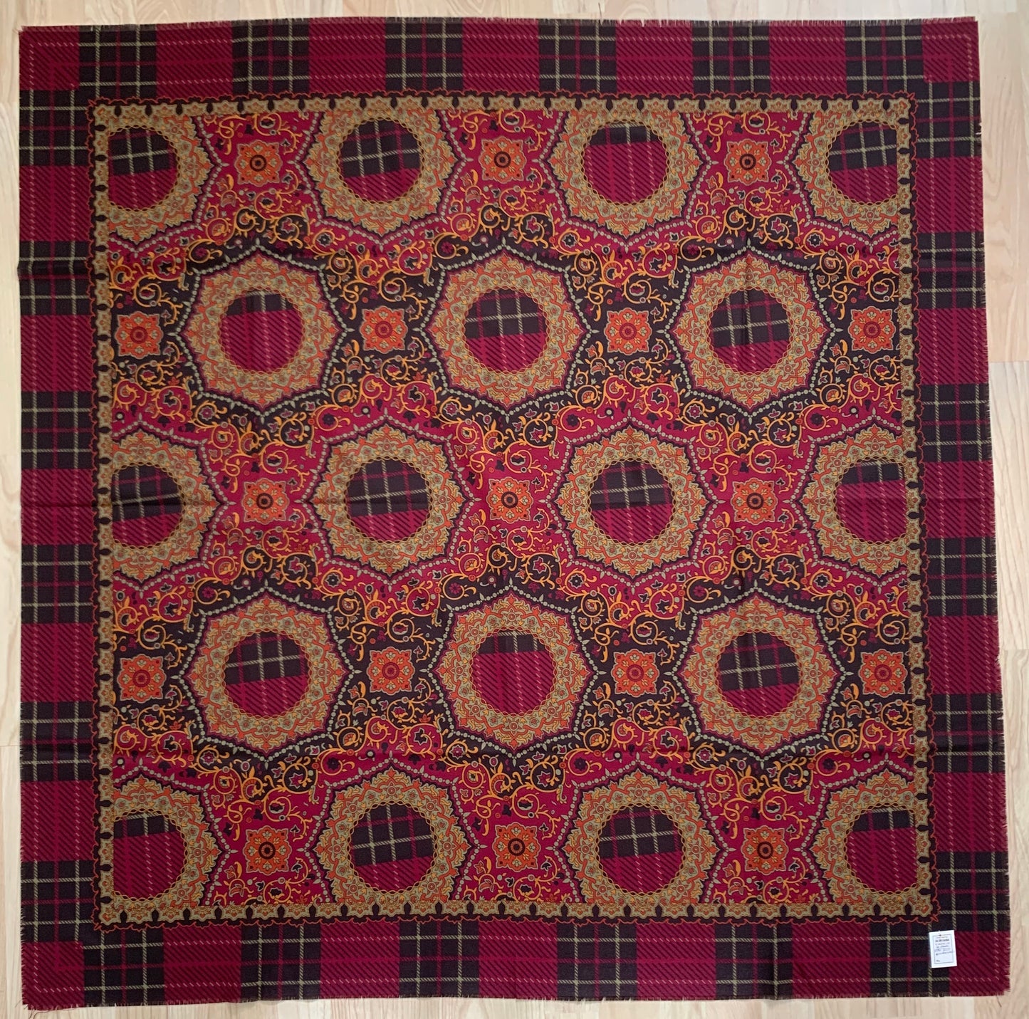 Pañuelo vintage italiano años 70 color granate, negro