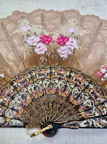 Pericón de pasta antiguo con encaje beige, color carey y pintado a mano con motivos florales
