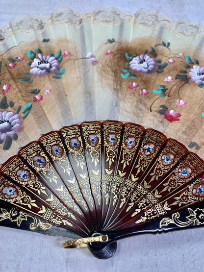 Pericón de pasta antiguo con encaje beige, color carey y pintado a mano con motivos florales