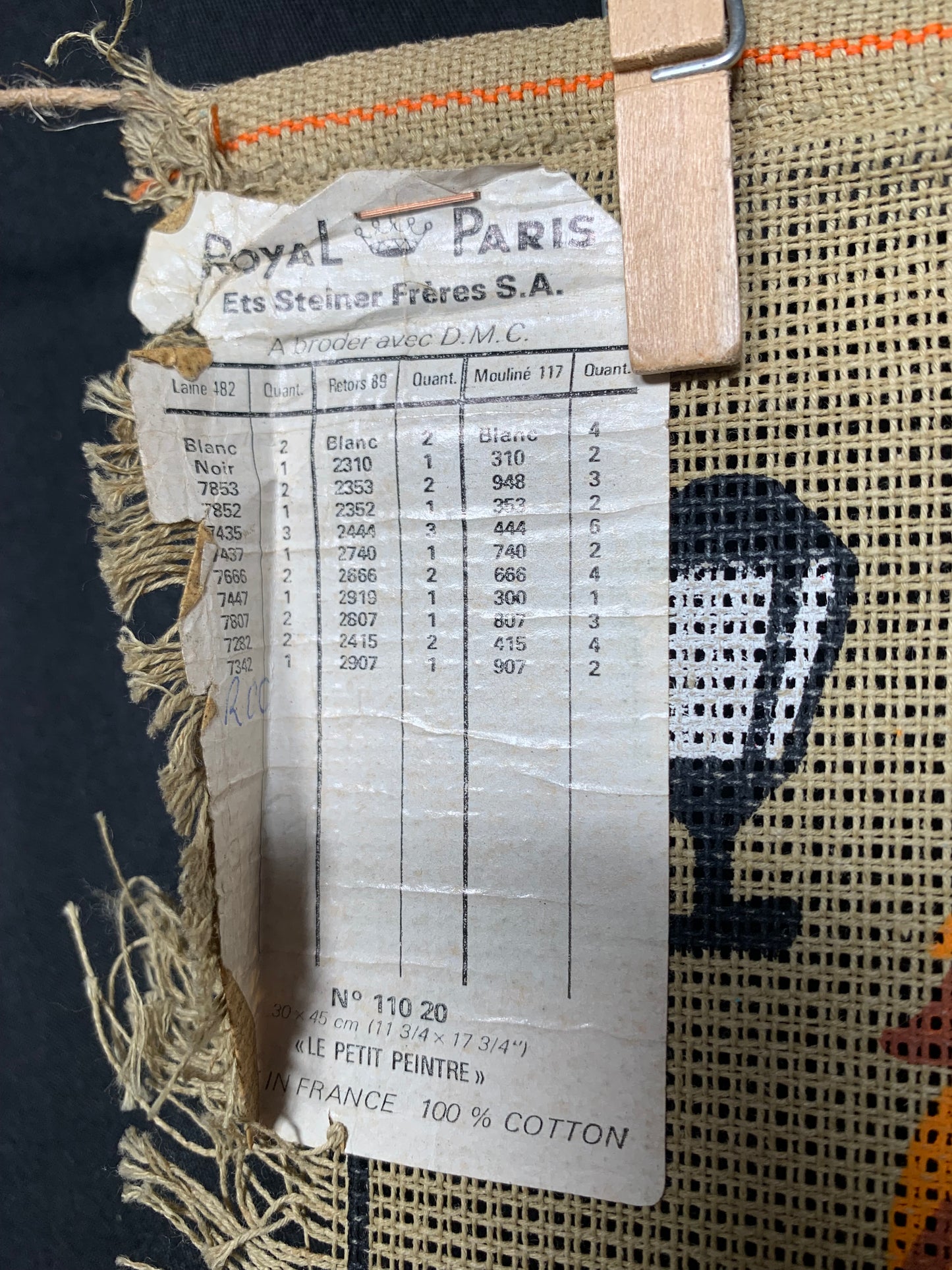 Petit point: "Le petit peintre" Royal Paris - CON HILOS