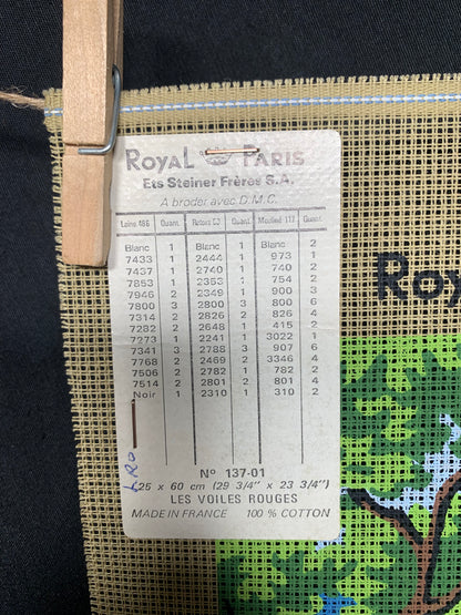 Petit point: "Les voiles rouges" Royal Paris - CON HILOS