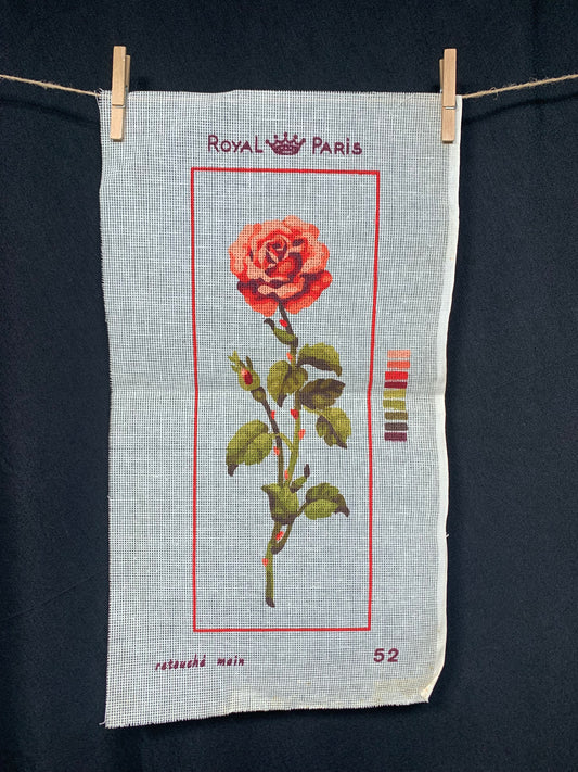 Petit point: "Rosa roja" Royal Paris - CON HILOS