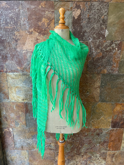 Pico vintage con fleco hecho a mano en color verde lima