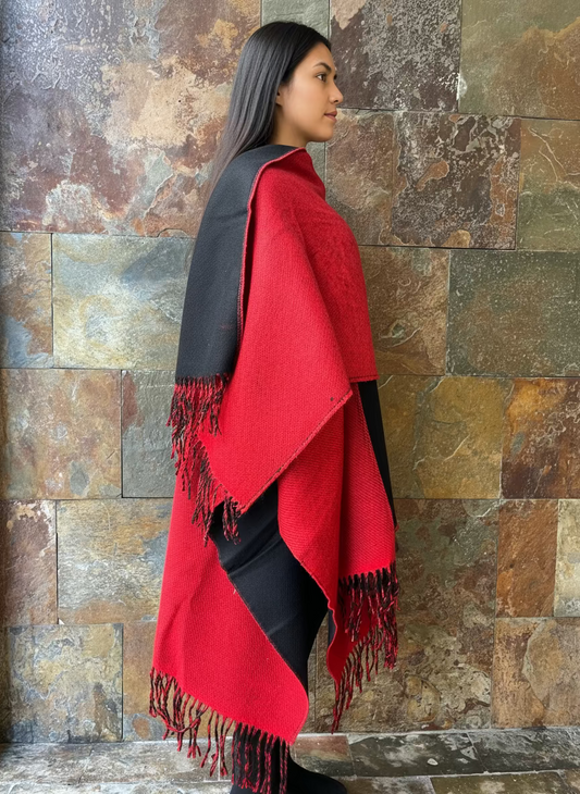 Poncho vintage italiano reversible con fleco en diferentes colores
