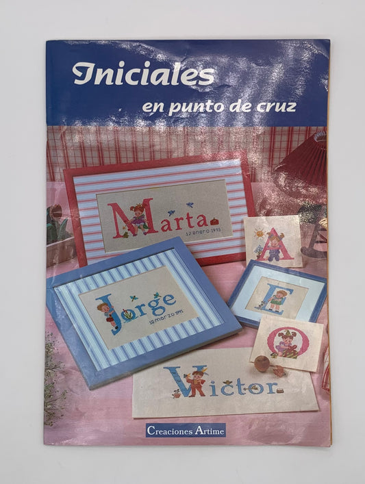 Revista "Iniciales en punto de cruz" Creaciones Artime 1998