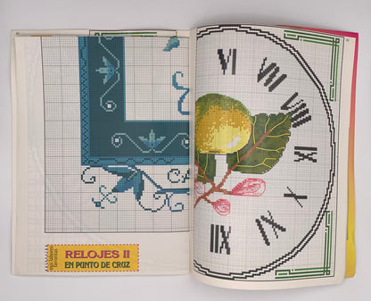 Revista "Mis labores favoritas" Relojes II en punto de cruz