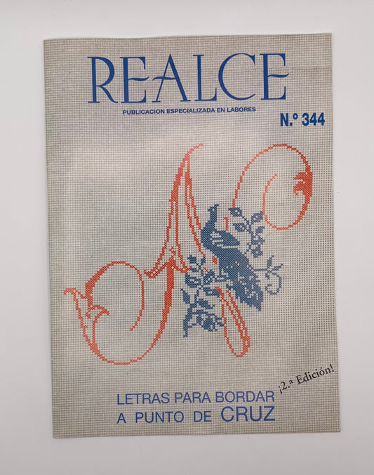 Revista "REALCE letras para bordar a punto de cruz" Nº 344