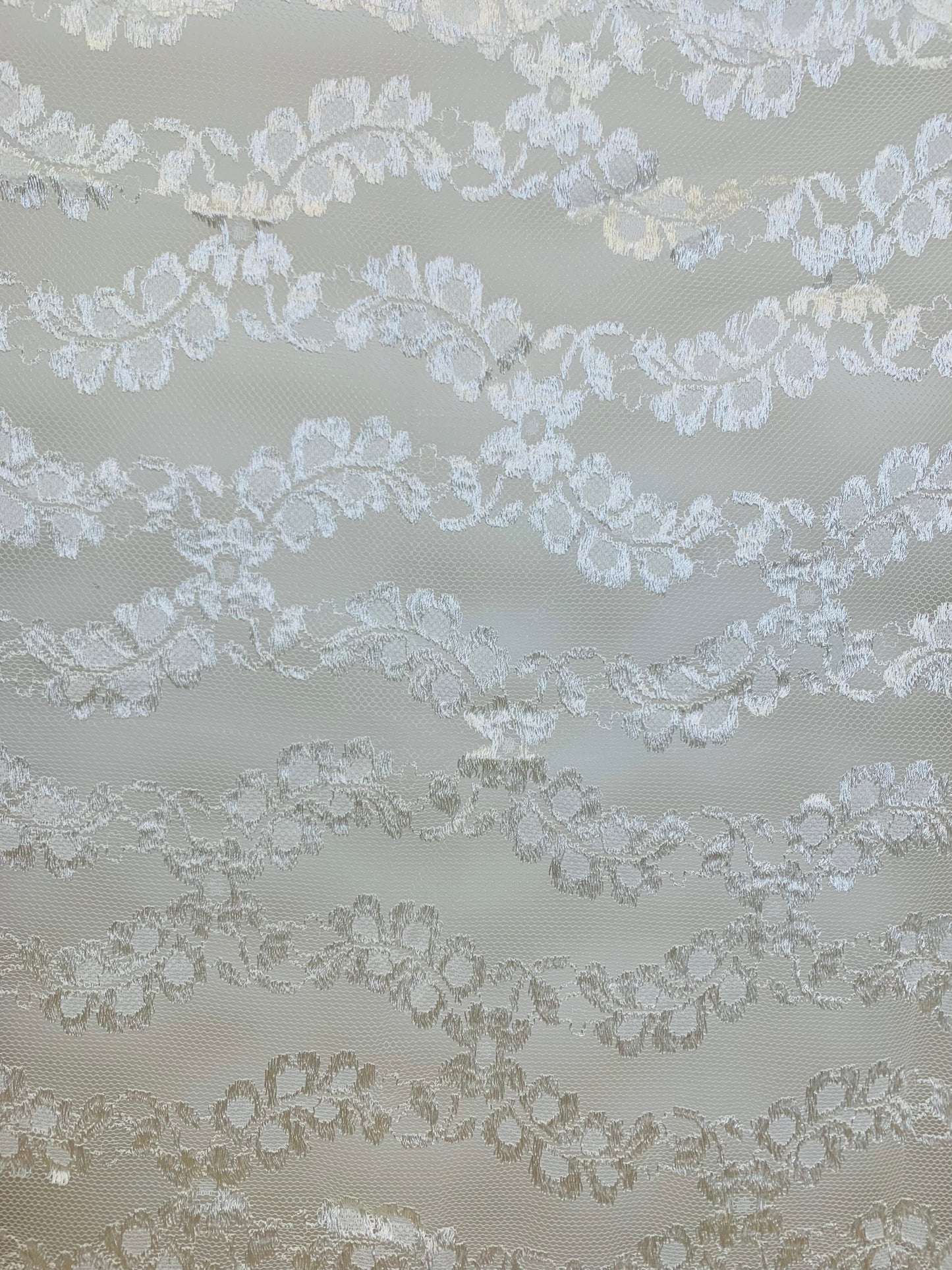 Velo de encaje color blanco SPANISH MANTILLA