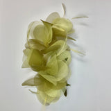 Flor de tela color pistacho
