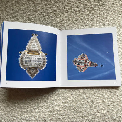 Libro de fotografía 15.000 xeometrías espaciais